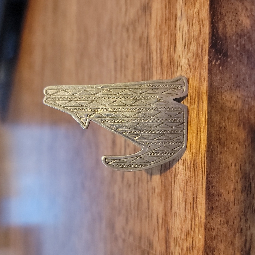 Vintage JJ 1988 Howling Wolf Brooch